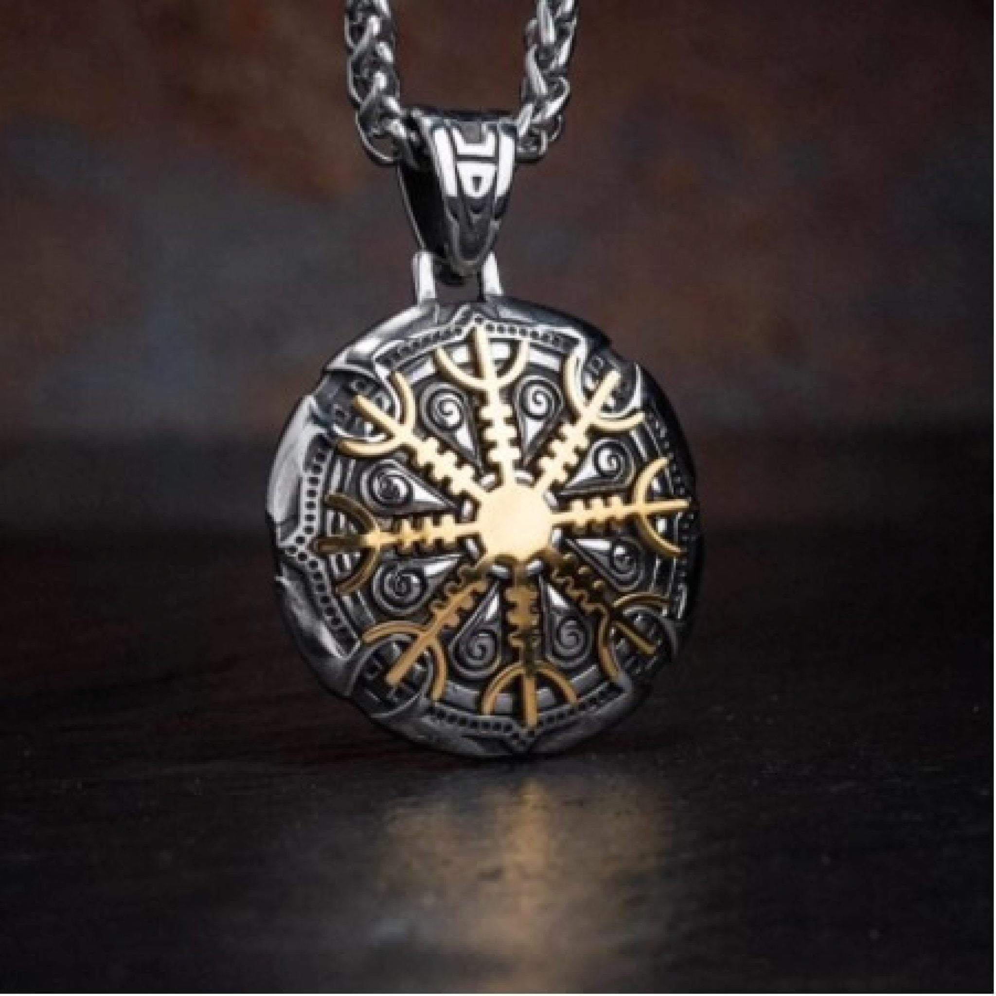 Stainless-Steel-Nordic-Viking-Compass-Pendant-Necklace2-2048x2048.jpg