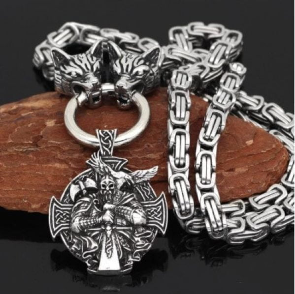 Domineering Necklace Viking Odin Crow Pendant Amulet