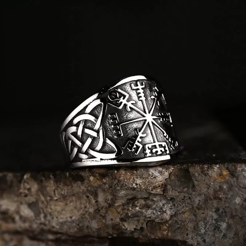Viking Celtic Compass Knot Ring - Viking Style